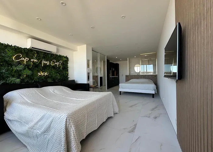 Naturiste Cap D'agde Héliopolis Eden *